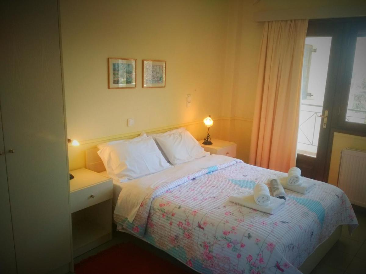 Rent Rooms Alexiou Limni  Bagian luar foto